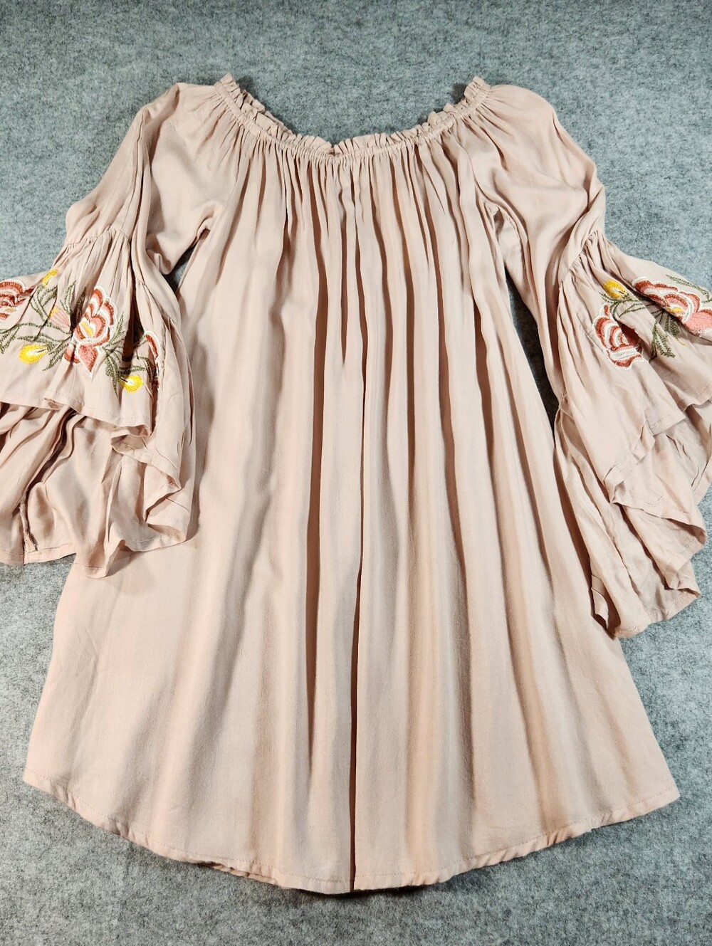 feathers Dusty Rose Off-Shoulder Midi Dress with Embroidered Bell Sleeves Size L